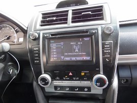 2014 TOYOTA CAMRY SE WHITE 2.5 AT Z20024